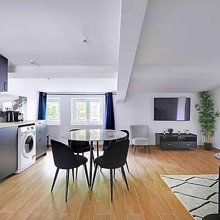 Refreshing 2bd-6p - 18th Ard Appartement *